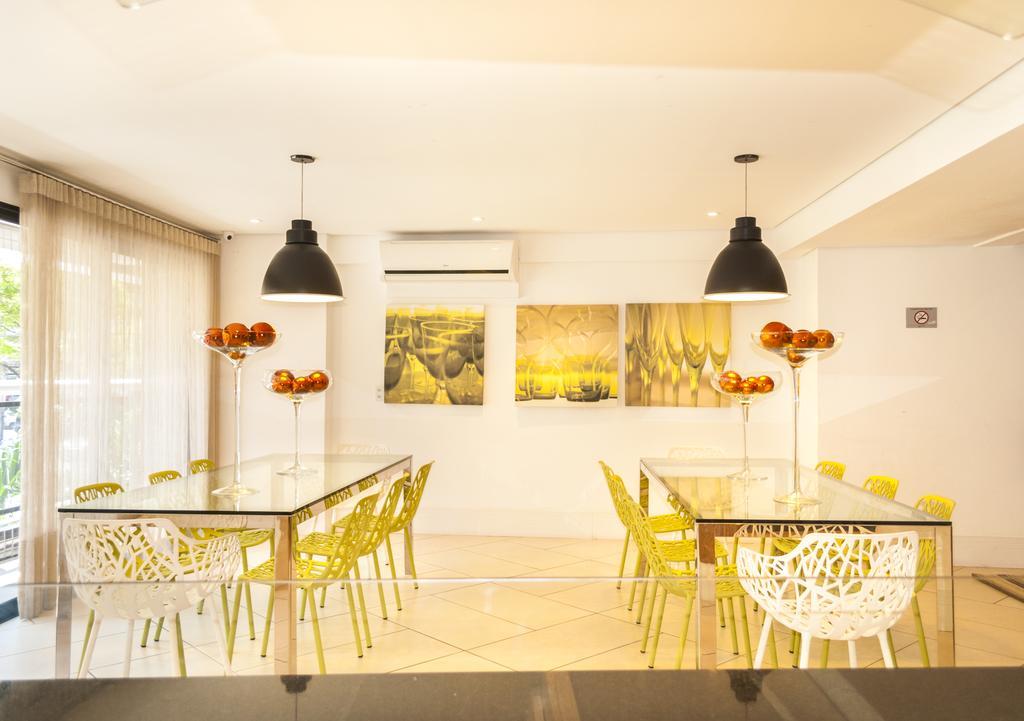 Apartamento Na Beira Mar De Fortaleza - Edificio Landscape Esterno foto